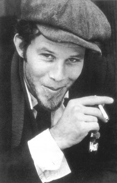 Иллюстрация к книге — Множество жизней Тома Уэйтса [img_2.jpg]