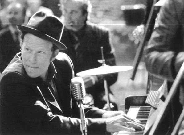 Иллюстрация к книге — Множество жизней Тома Уэйтса [img_49.jpg]