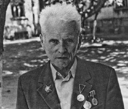 Иллюстрация к книге — Москва - Испания - Колыма. Из жизни радиста и зэка [i_001.jpg]