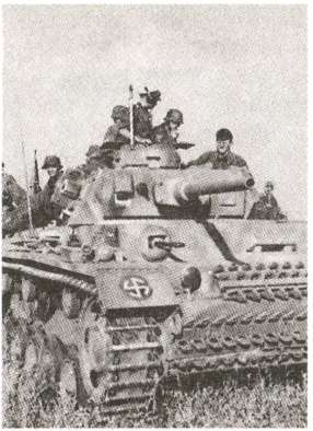 Иллюстрация к книге — "Викинги" Гитлера. Эсэсовский интернационал [i_025.jpg]