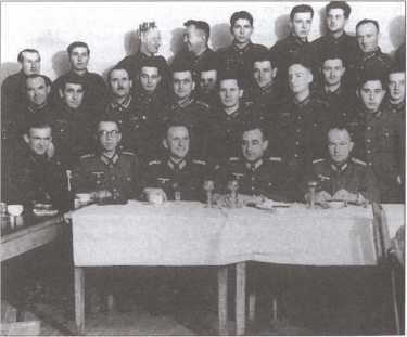 Иллюстрация к книге — Первая Русская национальная армия против СССР. Война и политика [i_007.jpg]