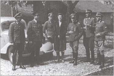 Иллюстрация к книге — Первая Русская национальная армия против СССР. Война и политика [i_012.jpg]