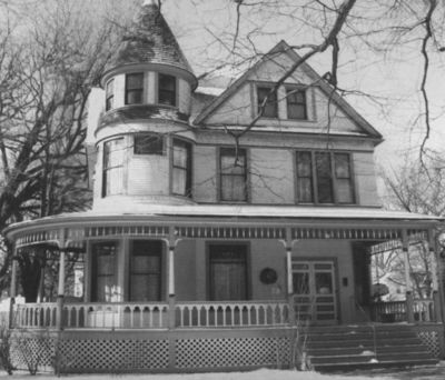 Иллюстрация к книге — Хемингуэй [i_002.jpg]