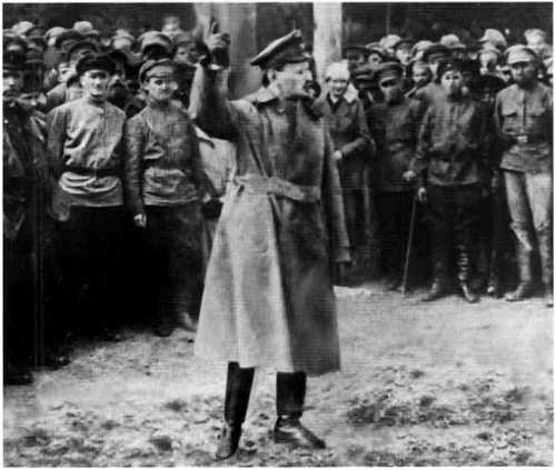 Иллюстрация к книге — Лев Троцкий [i_026.jpg]