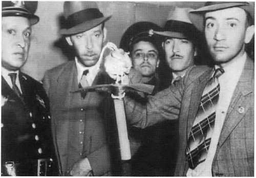 Иллюстрация к книге — Лев Троцкий [i_075.jpg]