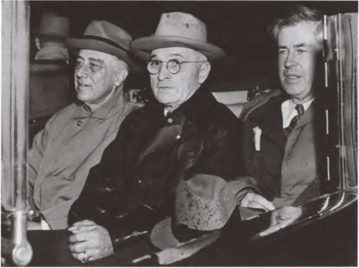 Иллюстрация к книге — Франклин Рузвельт [i_066.jpg]