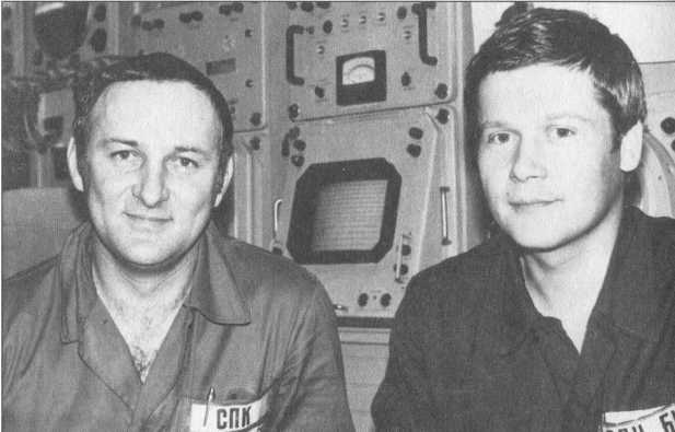 Иллюстрация к книге — Авантюры открытого моря [image35.jpg]