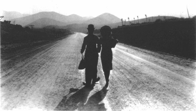 Иллюстрация к книге — Моя жизнь с Чаплином. Интимные воспоминания [i_022.jpg]