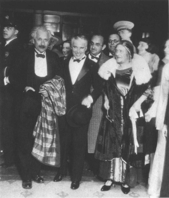 Иллюстрация к книге — Моя жизнь с Чаплином. Интимные воспоминания [i_030.jpg]