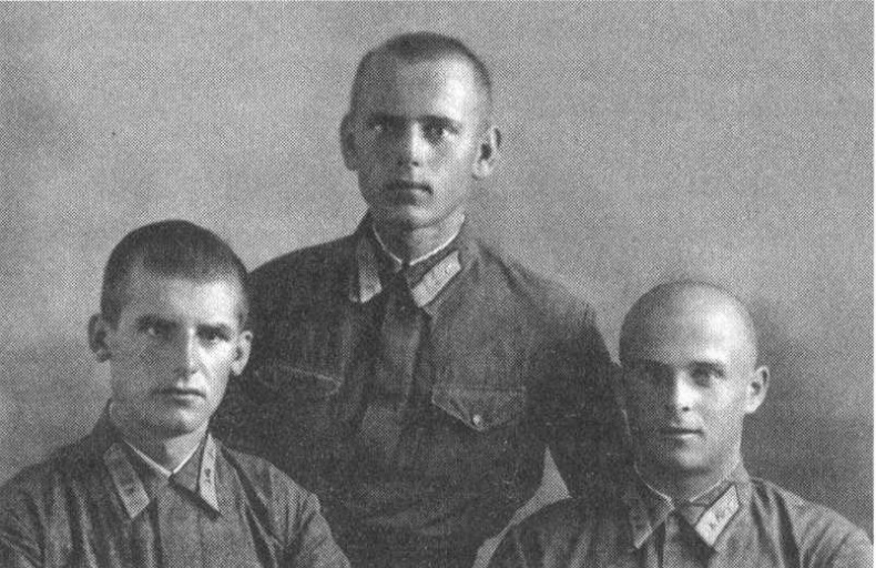 Иллюстрация к книге — Сковать боем! Советские асы против Люфтваффе [img_1.jpg]