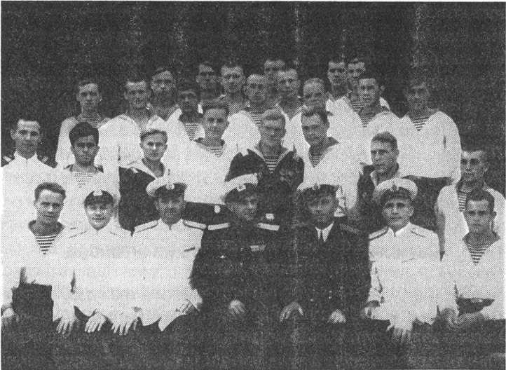 Иллюстрация к книге — Сковать боем! Советские асы против Люфтваффе [img_8.jpg]