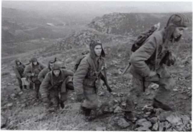 Иллюстрация к книге — Громов [i_045.jpg]