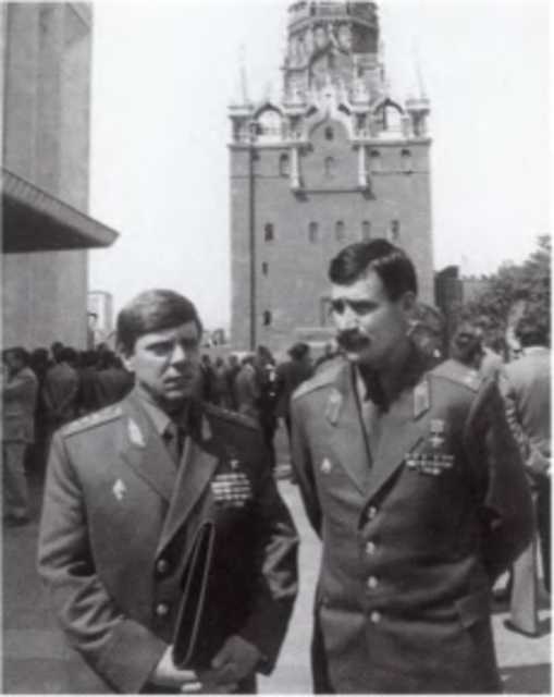 Иллюстрация к книге — Громов [i_059.jpg]