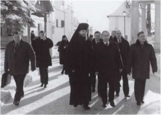 Иллюстрация к книге — Громов [i_070.jpg]