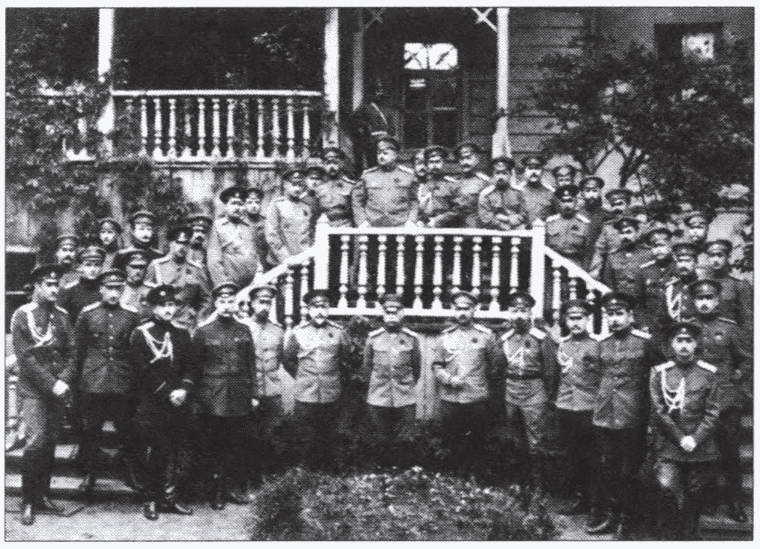 Иллюстрация к книге — Генерал Алексеев [i_017.jpg]