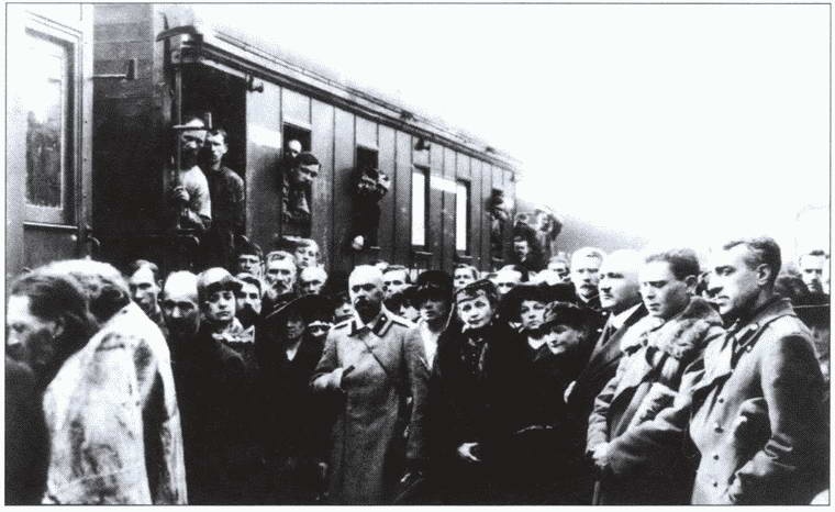 Иллюстрация к книге — Генерал Алексеев [i_025.jpg]