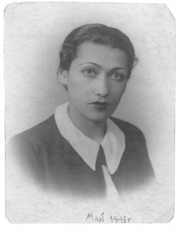 Иллюстрация к книге — Мой век [i_011.jpg]