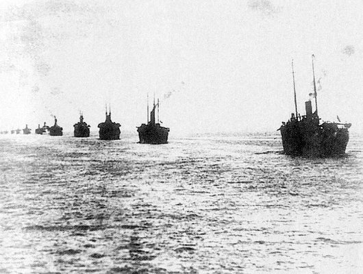 Иллюстрация к книге — Таков мой век [i_029.jpg]