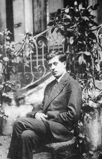 Иллюстрация к книге — Таков мой век [i_032.jpg]