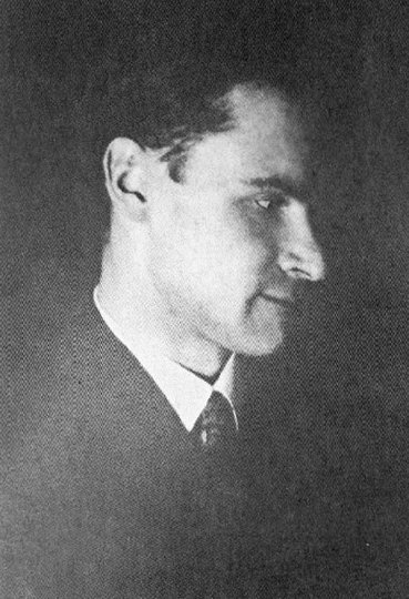 Иллюстрация к книге — Таков мой век [i_043.jpg]