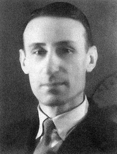 Иллюстрация к книге — Таков мой век [i_046.jpg]