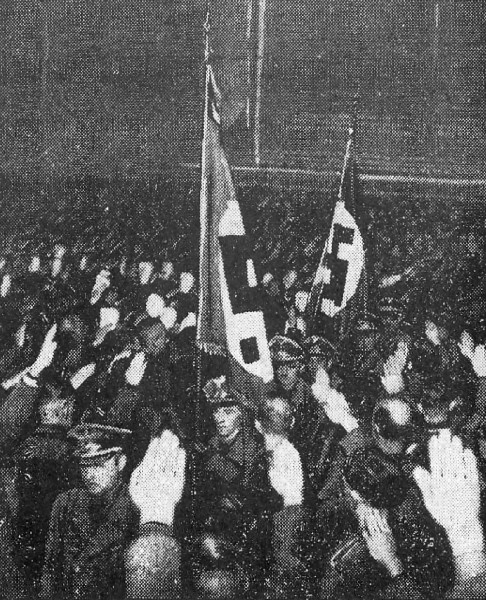 Иллюстрация к книге — Таков мой век [i_060.jpg]