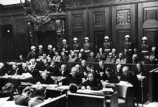 Иллюстрация к книге — Таков мой век [i_063.jpg]