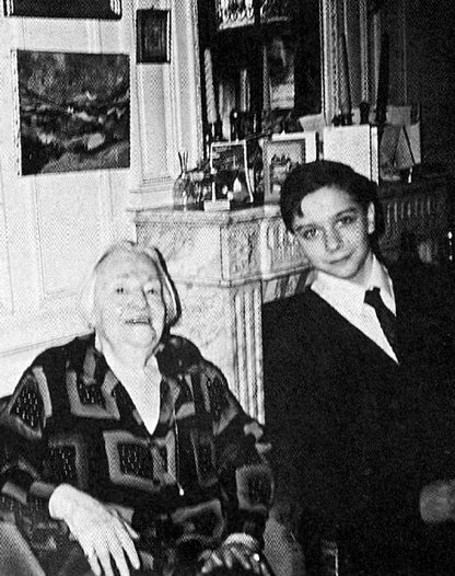 Иллюстрация к книге — Таков мой век [i_073.jpg]