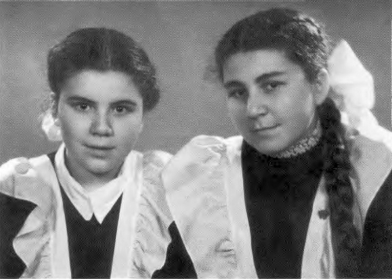 Иллюстрация к книге — Амбарцумян [i_034.jpg]