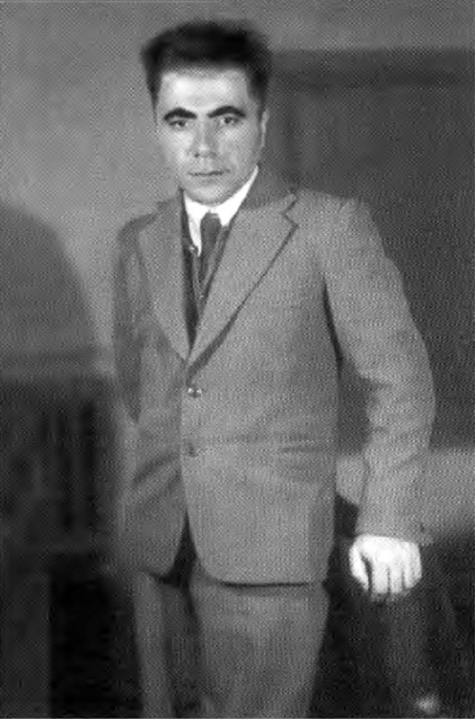 Иллюстрация к книге — Амбарцумян [i_035.jpg]