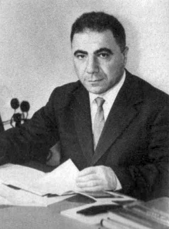 Иллюстрация к книге — Амбарцумян [i_040.jpg]