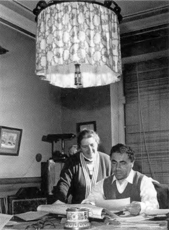 Иллюстрация к книге — Амбарцумян [i_042.jpg]