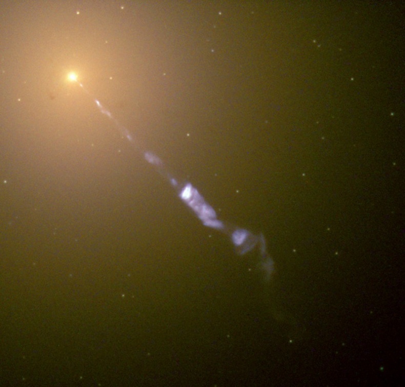 Иллюстрация к книге — Амбарцумян [i_058.jpg]