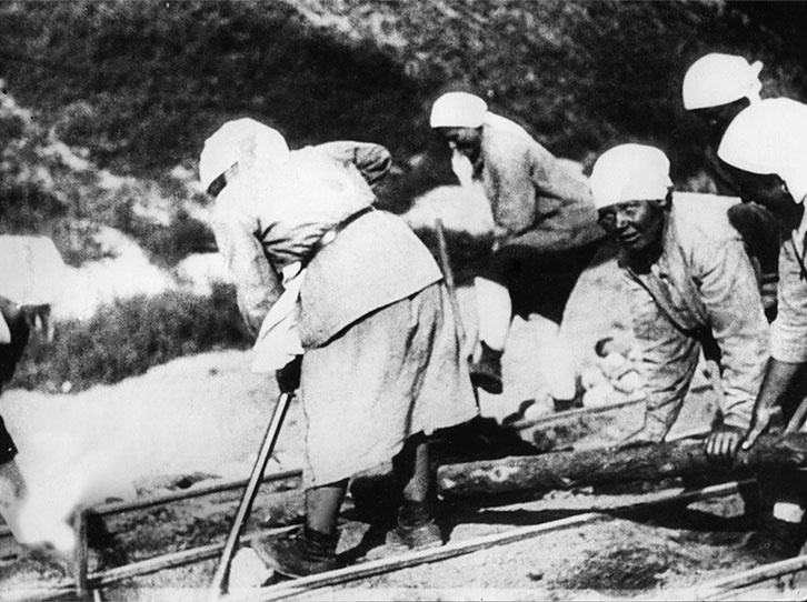 Иллюстрация к книге — Сибирской дальней стороной. Дневник охранника БАМа. 1935-1936 [i_024.jpg]