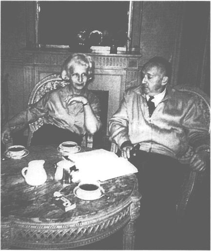 Иллюстрация к книге — Вера (Миссис Владимир Набоков) [i_040.jpg]