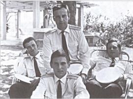 Иллюстрация к книге — Мятежный «Сторожевой». Последний парад капитана 3-го ранга Саблина [imgd483.jpg]