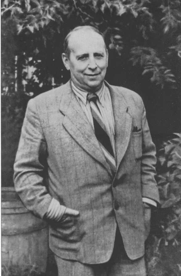 Иллюстрация к книге — Позвонки минувших дней [img_37.jpg]