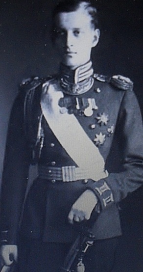 Иллюстрация к книге — Загадочная Коко Шанель [_012.jpg]