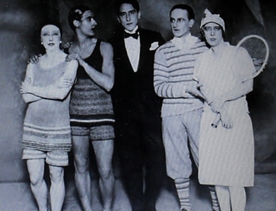 Иллюстрация к книге — Загадочная Коко Шанель [_018.jpg]