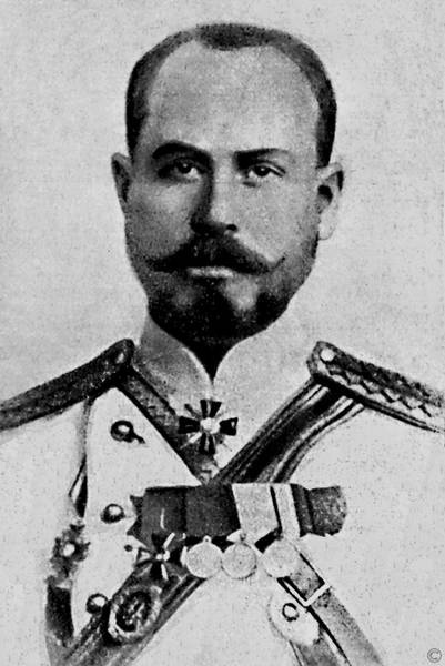 Иллюстрация к книге — Зодчий. Жизнь Николая Гумилева [i_061.jpg]