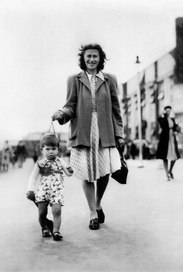 Иллюстрация к книге — Жизнь [i_001.jpg]