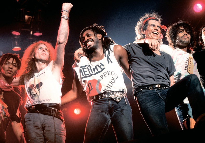 Иллюстрация к книге — Жизнь [i_067.jpg]