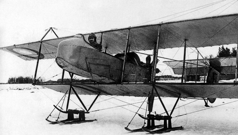 Иллюстрация к книге — Чкалов. Взлет и падение великого пилота [i_005.jpg]