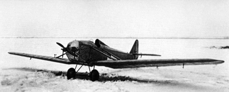 Иллюстрация к книге — Чкалов. Взлет и падение великого пилота [i_023.jpg]