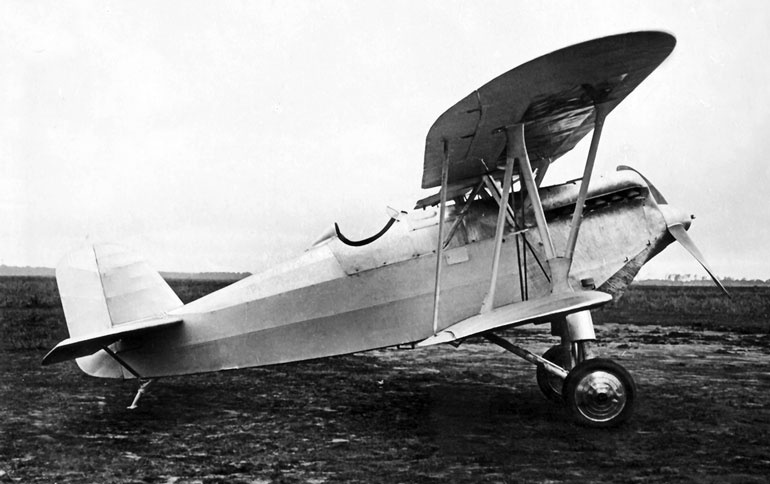 Иллюстрация к книге — Чкалов. Взлет и падение великого пилота [i_034.jpg]