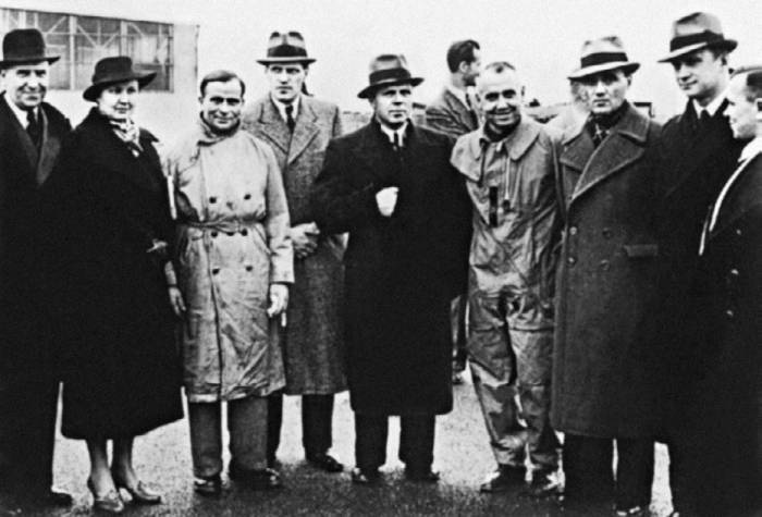 Иллюстрация к книге — Неизвестный Яковлев. "Железный" авиаконструктор [neizyak_1672_img_020.jpg]