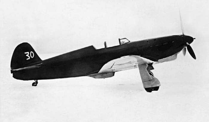 Иллюстрация к книге — Неизвестный Яковлев. "Железный" авиаконструктор [neizyak_1672_img_031.jpg]