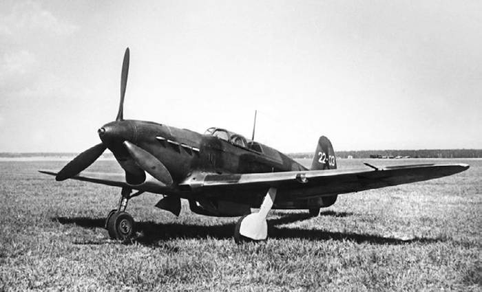 Иллюстрация к книге — Неизвестный Яковлев. "Железный" авиаконструктор [neizyak_1672_img_048.jpg]