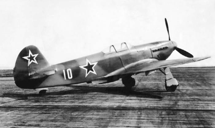 Иллюстрация к книге — Неизвестный Яковлев. "Железный" авиаконструктор [neizyak_1672_img_070.jpg]