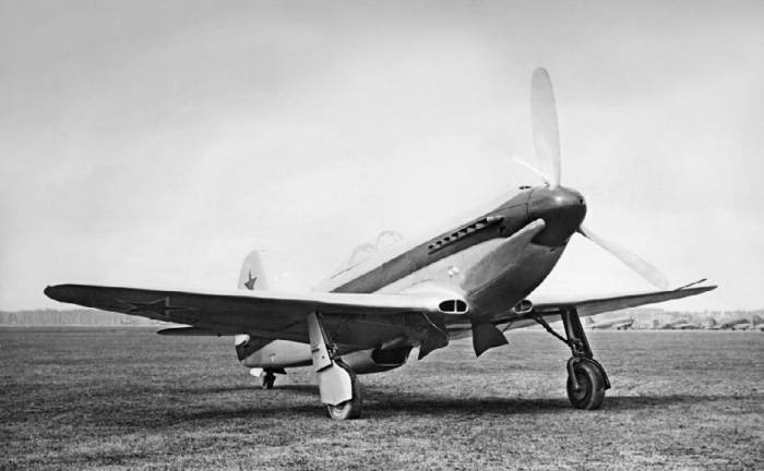 Иллюстрация к книге — Неизвестный Яковлев. "Железный" авиаконструктор [neizyak_1672_img_075.jpg]